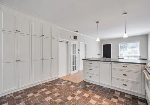 Maison à vendre - 6141 Rue Morin, Val Morin, J0T 2R0