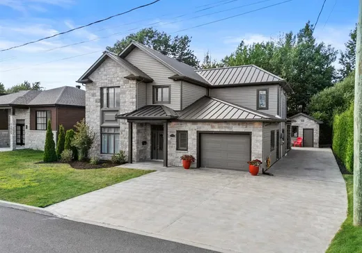 Two or more stories for sale - 1335 Rue du Denier, Drummondville, J2B0V8