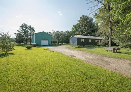 Maison à vendre - 374 Ch. Pelletier S., Brownsburg-Chatham, J0J 1T0