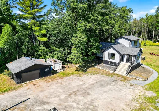Maison à étages à vendre - 335 Ch. St-Stanislas, St-Lin, J5M2H2