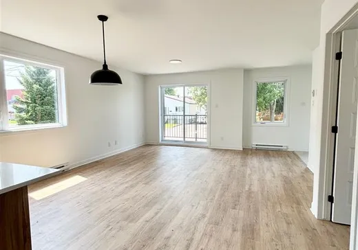 Condo for sale - 15 Rue Joron, App. 3, Salaberry-de-Valleyfield, J6S 3P2