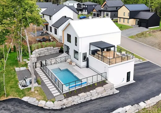 Maison à vendre - 39 Mtée du Grand-Pic, Lac-Delage, G3C 5G5