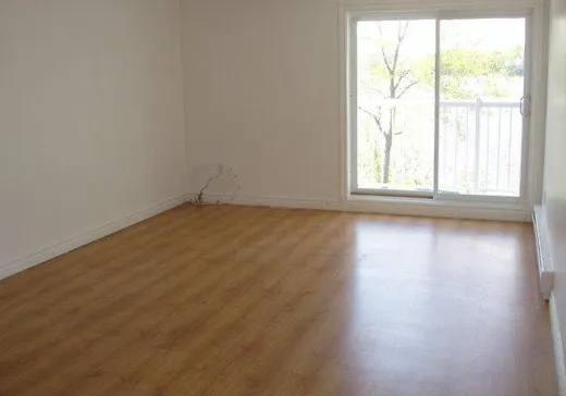 Condo for sale - 297 Rue du Pont (Ste-Geneviève), Montreal (Pierrefonds-Roxborro), H9H 2P8
