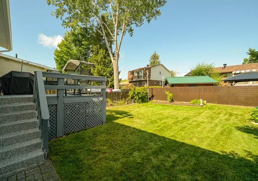 Maison à vendre - 1879 Rue Charles, St-Hubert, J4T 1L4