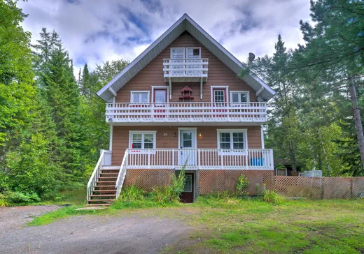 House for sale - 30 Rue du Guerrier, Sainte-Marguerite-du-Lac-Masson, J0T 1L0