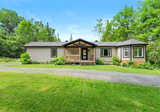 Bungalow à vendre - 526 3e Rang, Sherbrooke, J1C0A6