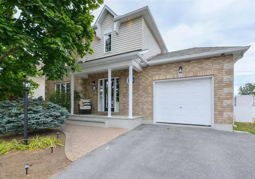 Maison à étages à vendre - 656 Av. du Cheval-Blanc, Gatineau, J8R3M2