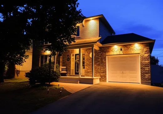 Maison à vendre - 656 Av. du Cheval-Blanc, Gatineau, J8R 3M2