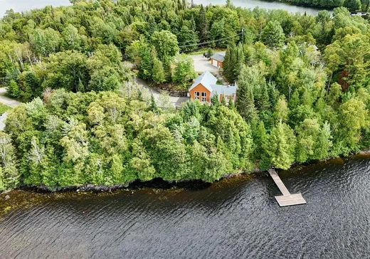 House for sale - 780 Ch. de la Presqu'île, Rivière-Rouge, J0T 1T0