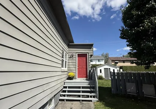 Maison à vendre - 895 Rue Maurice, Laval (Sainte-Dorothee), H7X 2H1