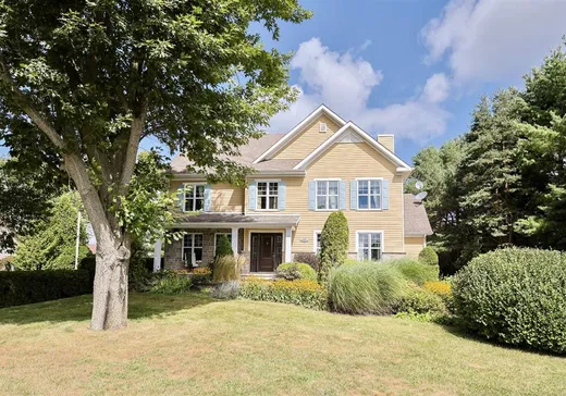 Maison à vendre - 361 Rue Lachapelle, St-Francois-Du-Lac, J0G 1M0