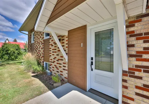Maison à vendre - 1 Rue Marie-Napoléon, Massueville, J3P 0J7