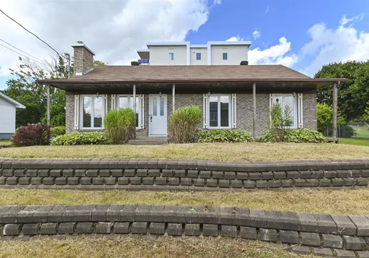 House for sale - 6098 Rue Alfred-Drouin, Saint-Emile, G3E 1L6