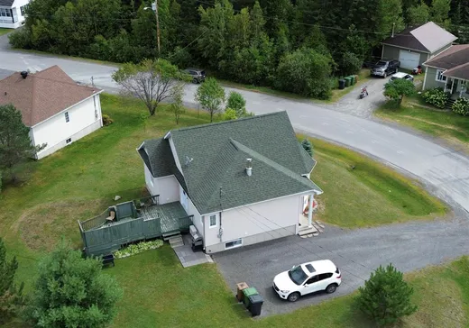 Maison à vendre - 1034 Rue des Cèdres, Frontenac, G6B 2S1