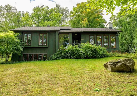 House for sale - 663 Ch. des Pins E., Saint-Sauveur, J0R 1R2