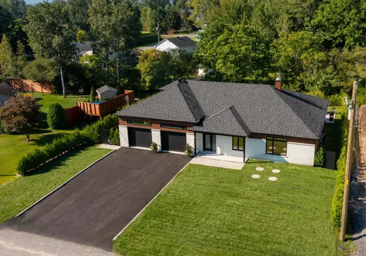 Two or more stories for sale - 9 Rue des Outardes, Lanoraie, J0K1E0
