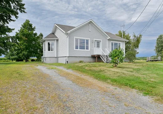 Two or more stories for sale - 2100 Rg des Soixante, St-Marc-sur-Richelieu, J0L2E0