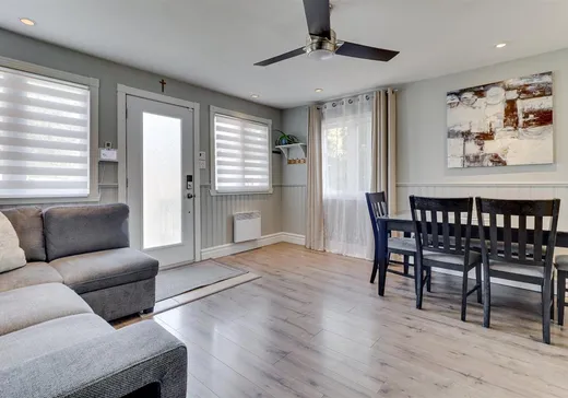 House for sale - 350 Rue Léa, Laval (Saint-François), H7A 2L4