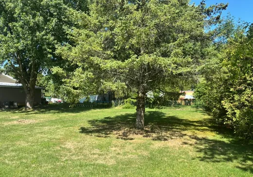 House for sale - 10 Rue Hector, Saint-Jean-sur-Richelieu, J2X 5P1