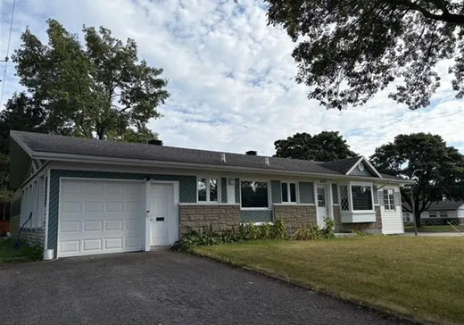 Maison à vendre - 4045 Rue du Blanc-Manteau, Loretteville, G2B 1J2