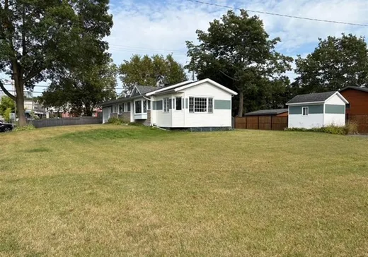 Maison à vendre - 4045 Rue du Blanc-Manteau, Loretteville, G2B 1J2