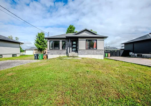 Maison à vendre - 909 Rue Fiset, Saint-Raymond, G3L 2C6