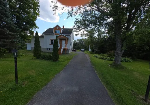 House for sale - 405 Ch. du Golf, Trois-Pistoles, G0L 3S0