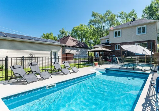 Maison à vendre - 2300-2310 Rue Pacific, St-Hubert, J3Z 0L7