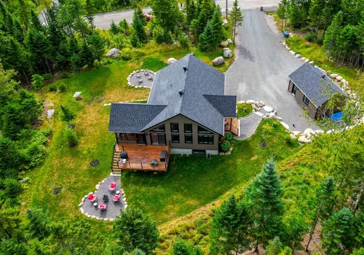 Maison à vendre - 11 Rue des Gémeaux, Val David, J0T 2N0