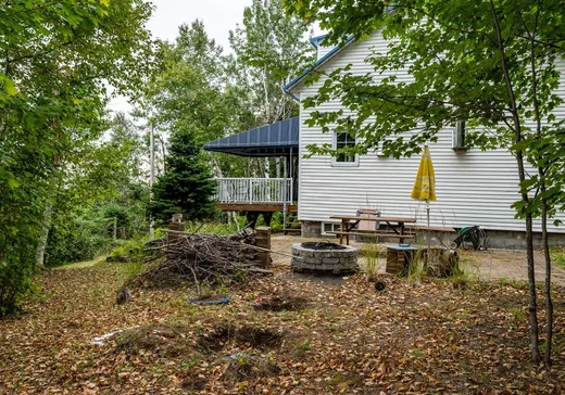 Maison à vendre - 1 Ch. du Cimetière, Petite-Riviere-St-François, G0A 2L0