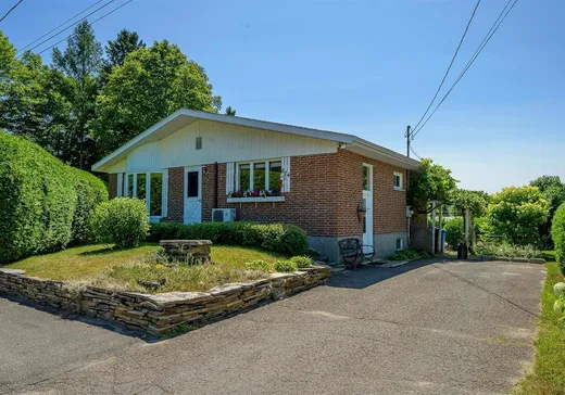 Bungalow à vendre - 874 Rue Arthur-Toupin, Sainte-Adèle, J8B1H8