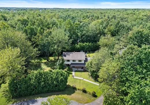 House for sale - 385 Rue Moreau, Drummondville, J2A 1W2