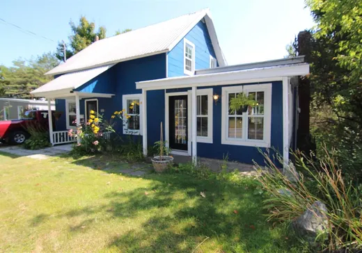 Maison à étages à vendre - 531 Route 255, Danville, J0A1A0