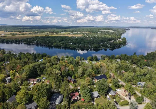 Maison à vendre - 160 Rue des Sapins, Ste-Catherine-De-Hatley, J0B 1W0