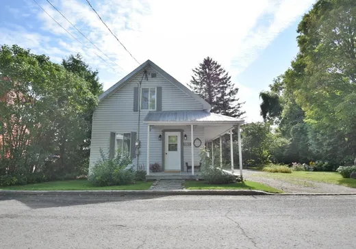 Maison à vendre - 180 Rue Laurent, St-Jean-De-Matha, J0K 2S0