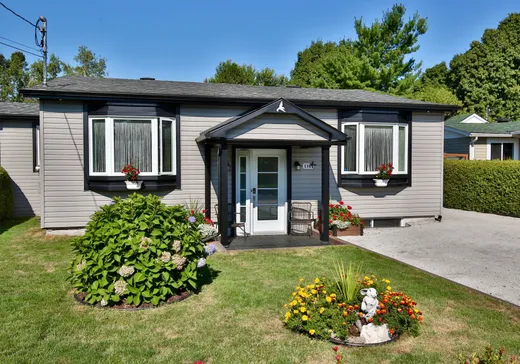 Two or more stories for sale - 110 Rue des Bâtisseurs, Saint-Pie, J0H1W0