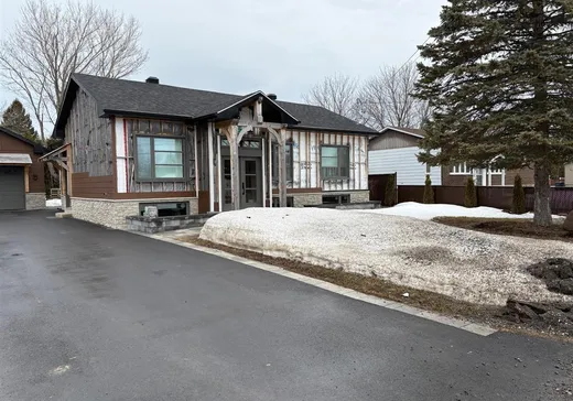 Bungalow for sale - 335 28e Avenue E., Saint-Zotique, J0P1Z0