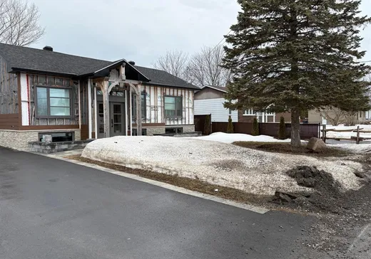 House for sale - 335 28e Avenue E., Saint-Zotique, J0P 1Z0