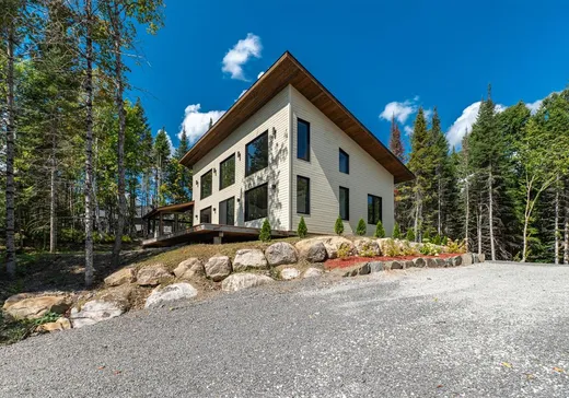 Bungalow à vendre - 1200 Ch. du Lac-Rougeaud, Mont-Tremblant, J0T1J2