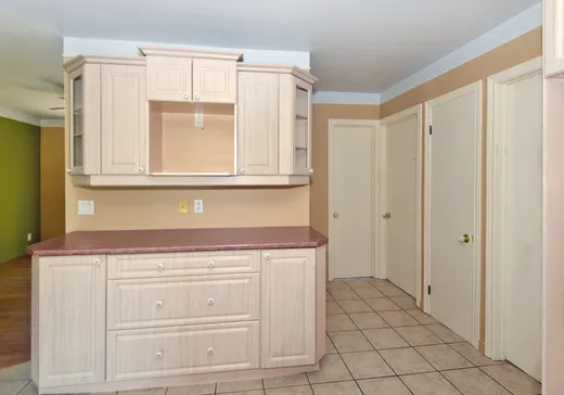 House for sale - 136 Rue Ste-Catherine, Saint-Polycarpe, J0P 1X0