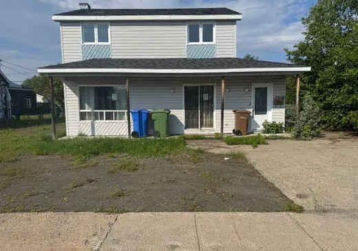 House for sale - 848 Av. Cartier, Sept-Îles, G4R 2V5