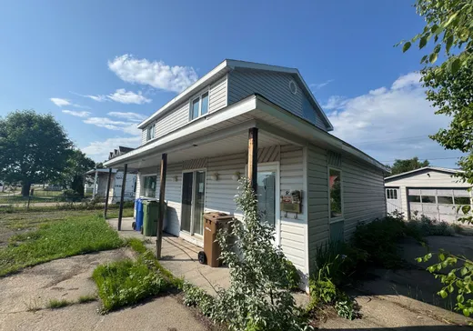 House for sale - 848 Av. Cartier, Sept-Îles, G4R 2V5