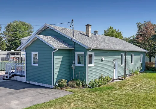 Maison à vendre - 1410 Rue St-Thomas, Mont-Joli, G5H 2H2
