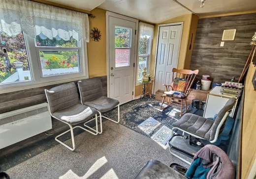 Maison à vendre - 800 Route 195, Matane, G0J 3J0