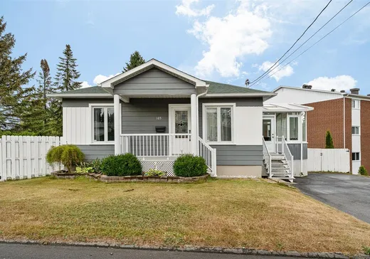 Bungalow for sale - 105 Rue du Ruisseau-Rouge, Magog, J1X3C2