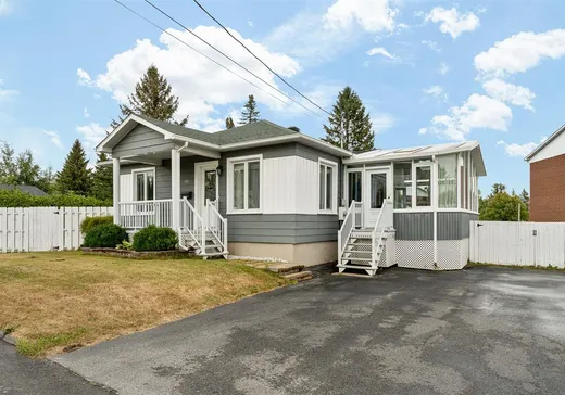 House for sale - 105 Rue du Ruisseau-Rouge, Magog, J1X 3C2