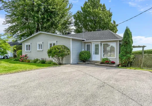 Bungalow for sale - 3330 Rue Notre-Dame E., Trois-Rivières, G8V1Y9