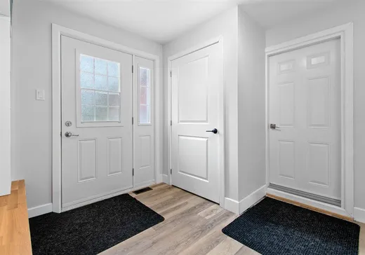 Maison à vendre - 349 Rue Wellington, Bryson, J0X 1H0