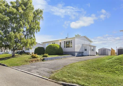 Bungalow for sale - 633 Rue des Voiliers, Rimouski, G5L1L7