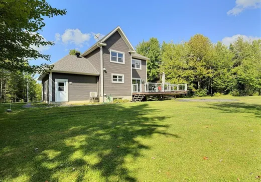 House for sale - 61 Rue de la Laurentie, Windsor, J1S 2L5